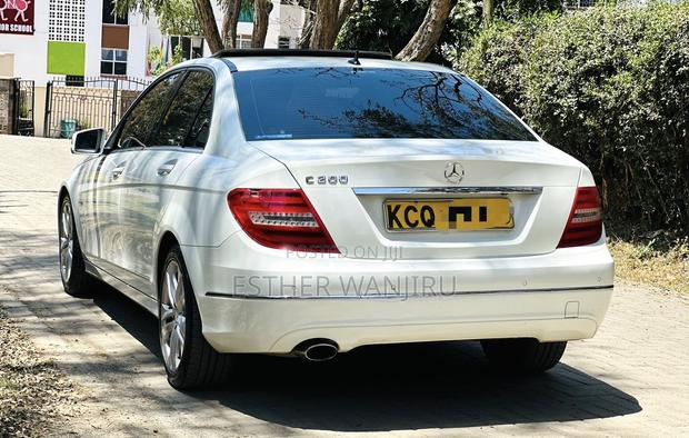 Mercedes-Benz C200 2011 White