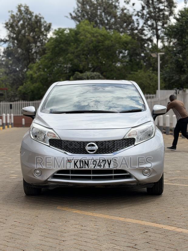 Nissan Note 2016 Silver