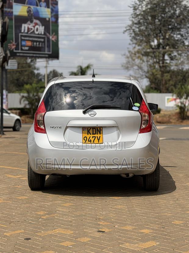 Nissan Note 2016 Silver