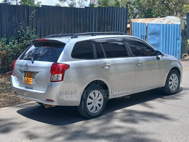 Toyota Corolla Fielder 1.5 Petrol FWD 2014 Silver