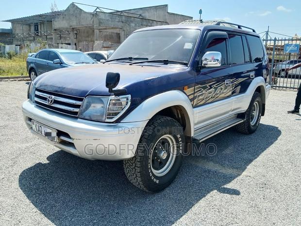 Toyota Land Cruiser Prado 1996 Blue