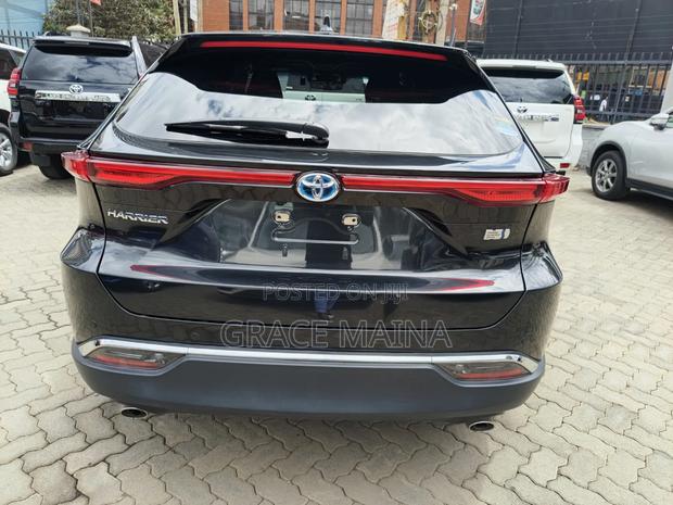 Toyota Harrier 2.5 Hybrid 2020 Black