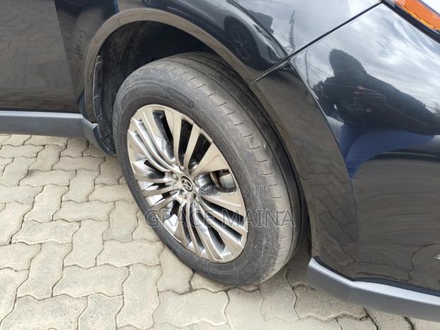 Toyota Harrier 2.5 Hybrid 2020 Black
