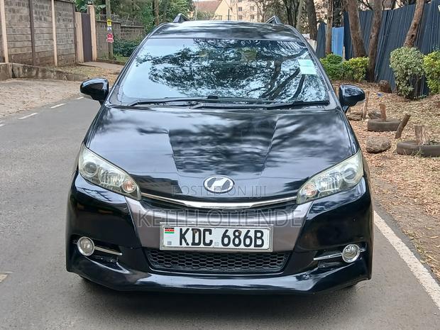 Toyota Wish 2014 Black