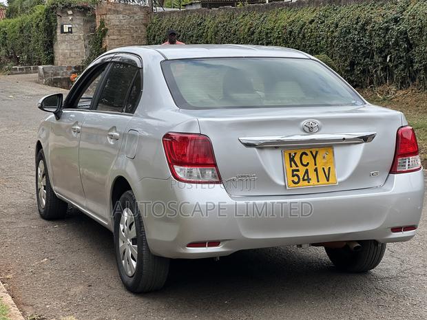 Toyota Axio 2013 Silver