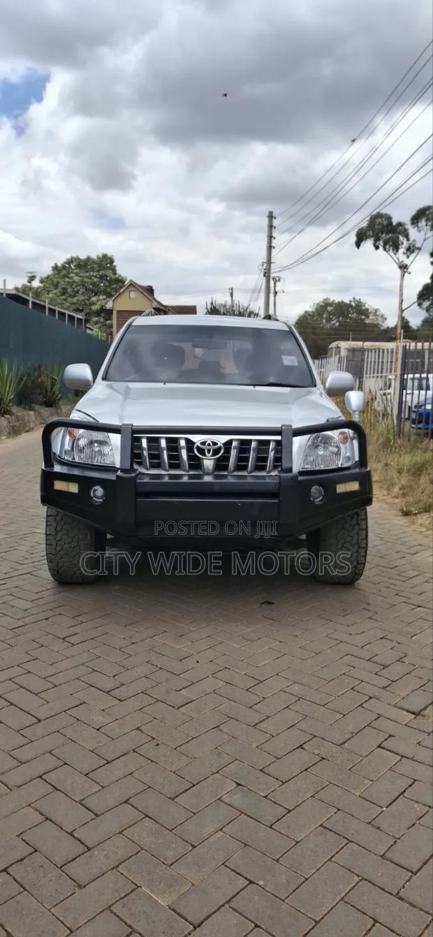 Toyota Land Cruiser Prado 2005 Silver