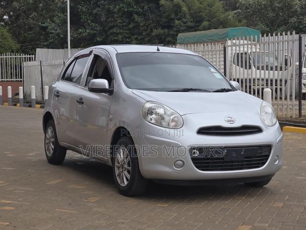 Nissan March 2014 Silver