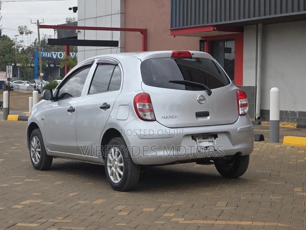 Nissan March 2014 Silver