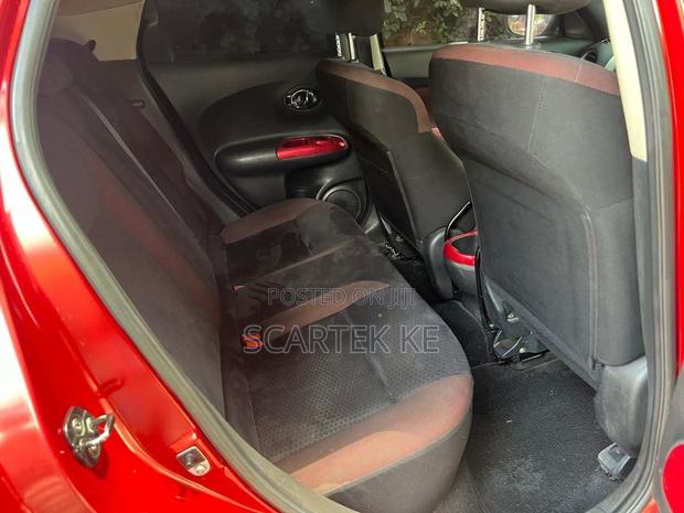 Nissan Juke 2011 Red