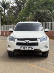 Toyota RAV4 2011 White for sale