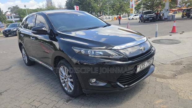 Toyota Harrier 2017 Black