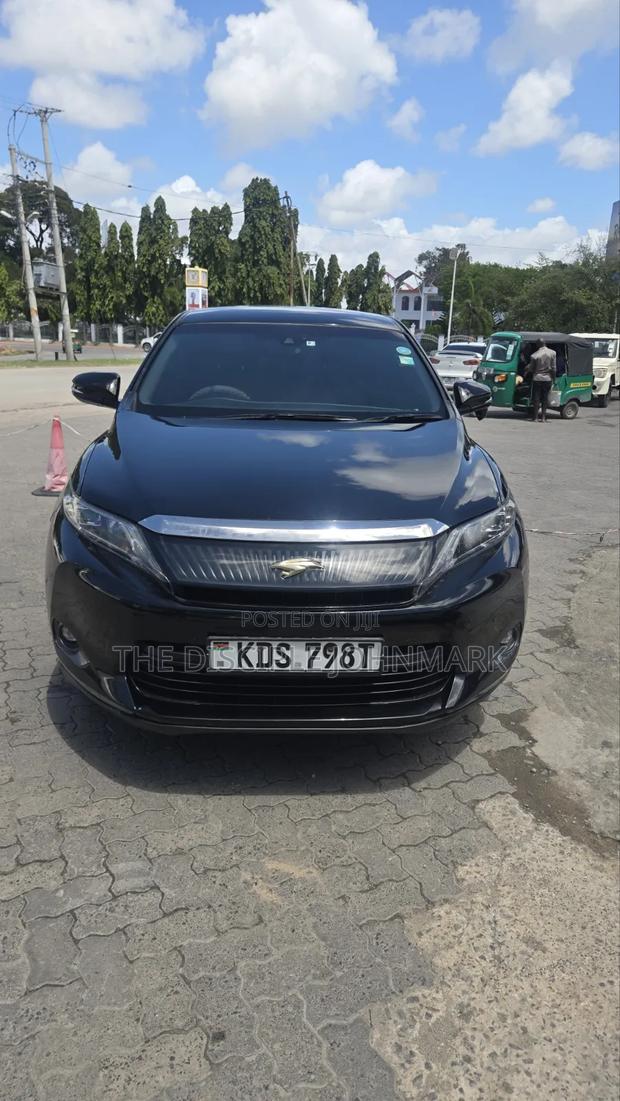 Toyota Harrier 2017 Black