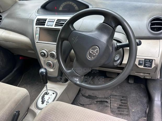 Toyota Belta 2007 White