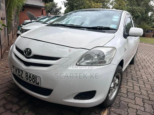 Toyota Belta 2007 White