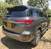Toyota Fortuner 2016 Gray for sale