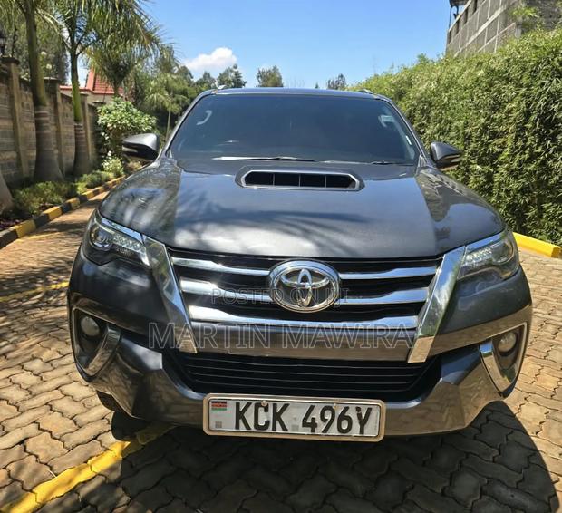 Toyota Fortuner 2016 Gray