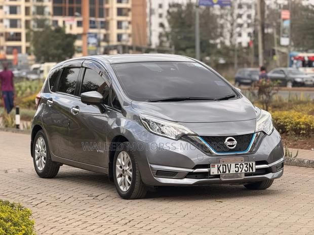 Nissan Note 1.2 Hybrid 2019 Gray