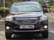 Toyota Vanguard 2011 Maroon for sale