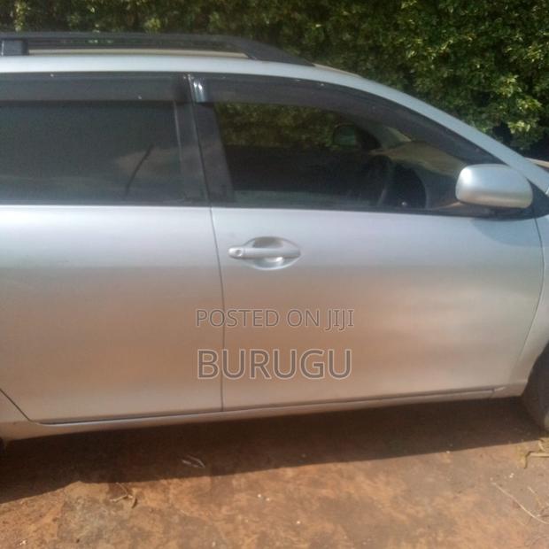 Toyota Corolla Fielder 2009 Silver
