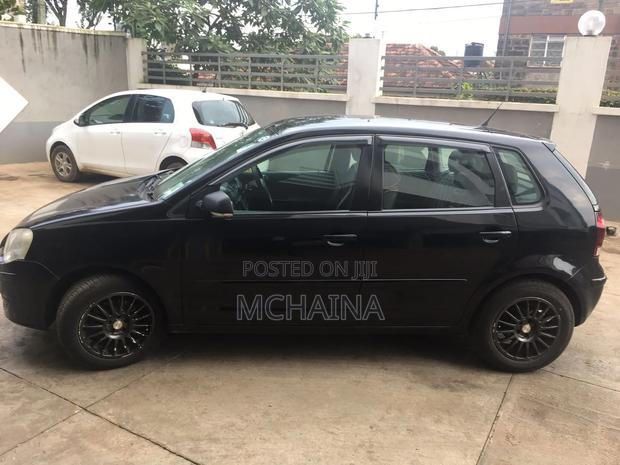 Volkswagen Polo 2009 Black
