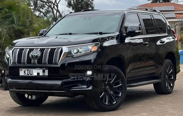 Toyota Land Cruiser Prado 2018 Black