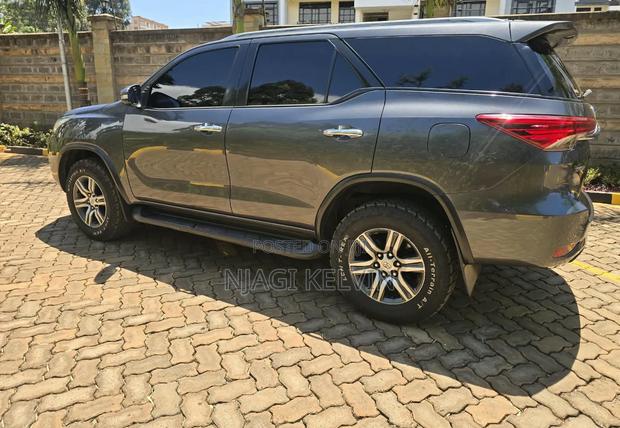 Toyota Fortuner 3.0 D Turbo AWD 2016 Gray