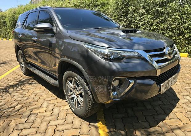 Toyota Fortuner 3.0 D Turbo AWD 2016 Gray