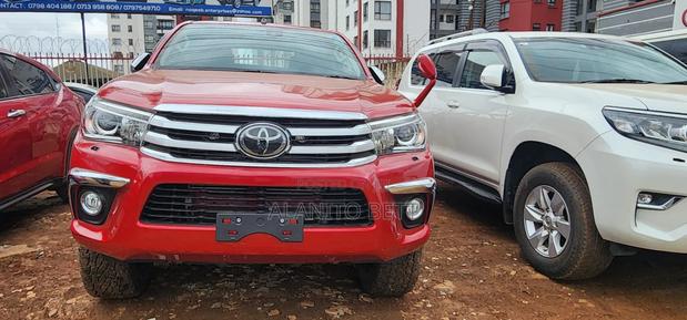 Toyota Hilux 2019 Red