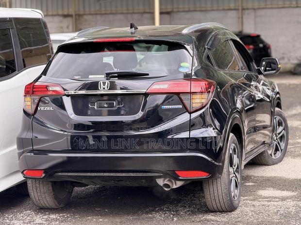 Honda Vezel 1.5 Hybrid 2WD 2019 Matt Black