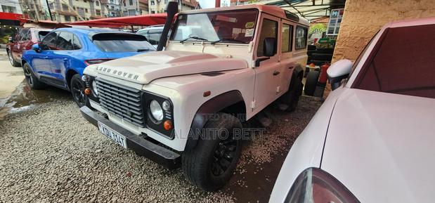 Land Rover Defender 2011 White