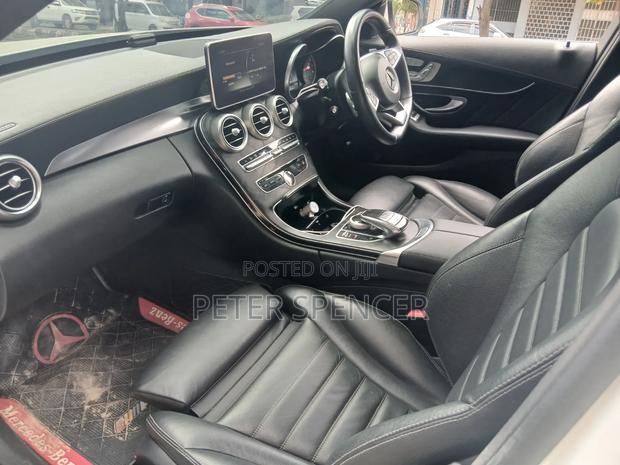 Mercedes-Benz C200 2018 White