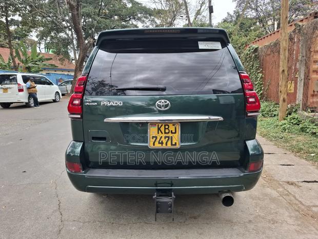 Toyota Land Cruiser Prado 3.0 D-4D 5dr 2004 Green