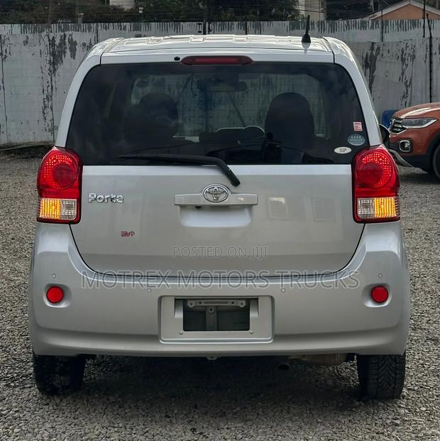 Toyota Porte 1.5 FWD 2019 Silver