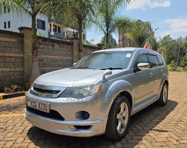 Mitsubishi Outlander 2010 Silver