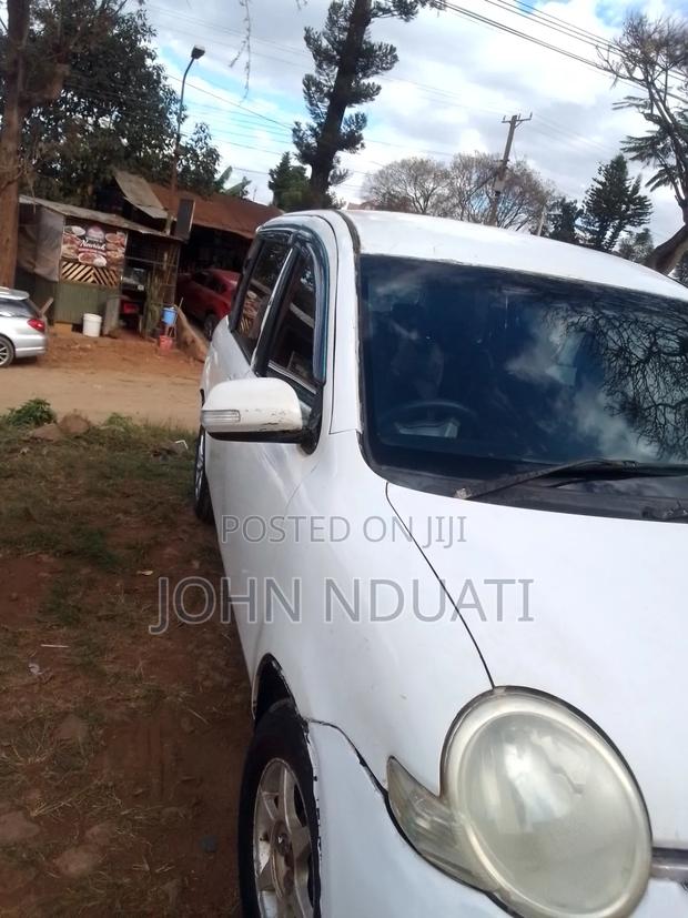 Toyota Sienta 2010 White