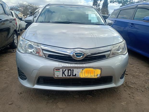 Toyota Corolla Fielder 2015 Silver