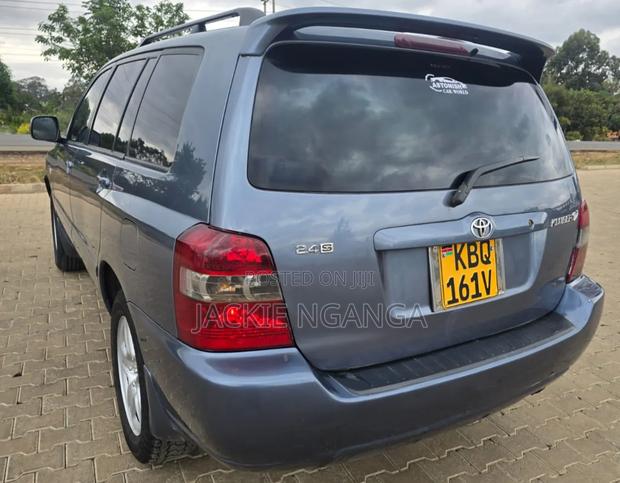 Toyota Kluger 2006 Gray