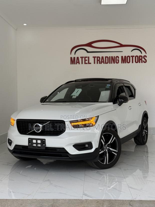 Volvo XC40 B4 Petrol AWD 2020 White