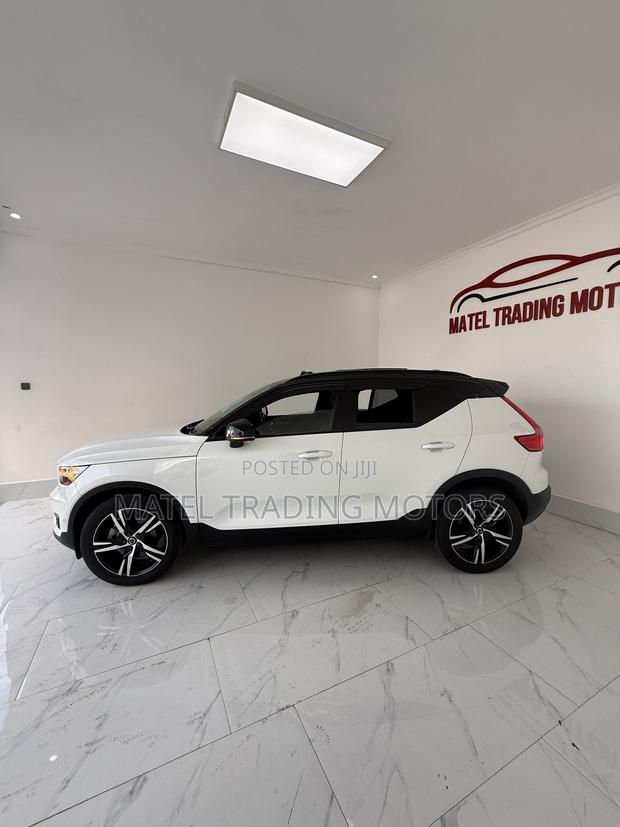 Volvo XC40 B4 Petrol AWD 2020 White