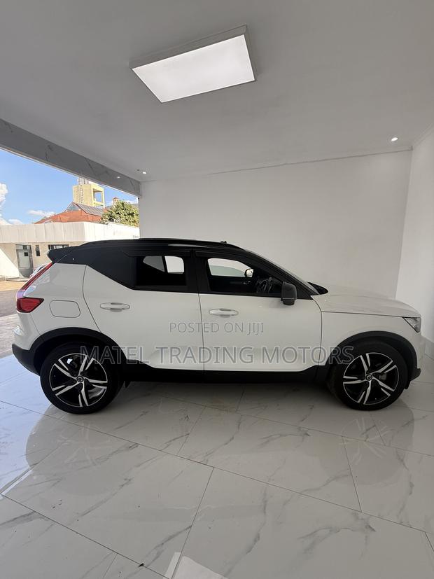 Volvo XC40 B4 Petrol AWD 2020 White