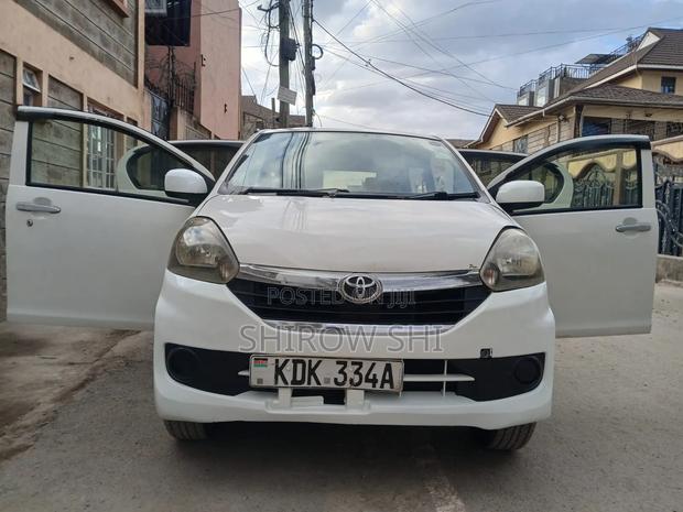Toyota Pixis 2015 White
