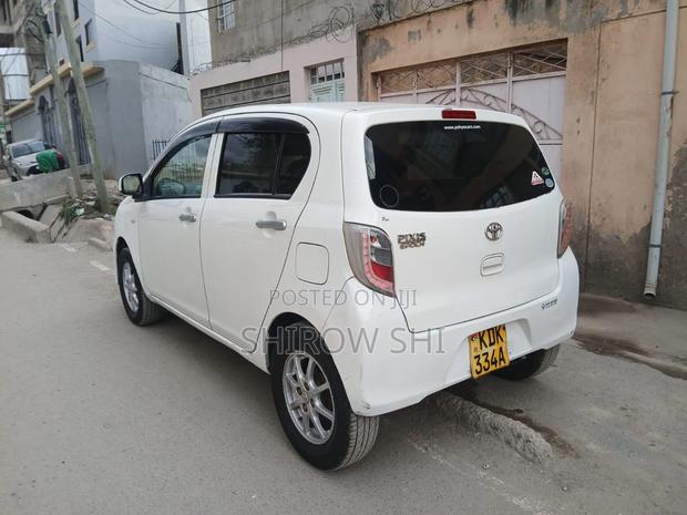 Toyota Pixis 2015 White