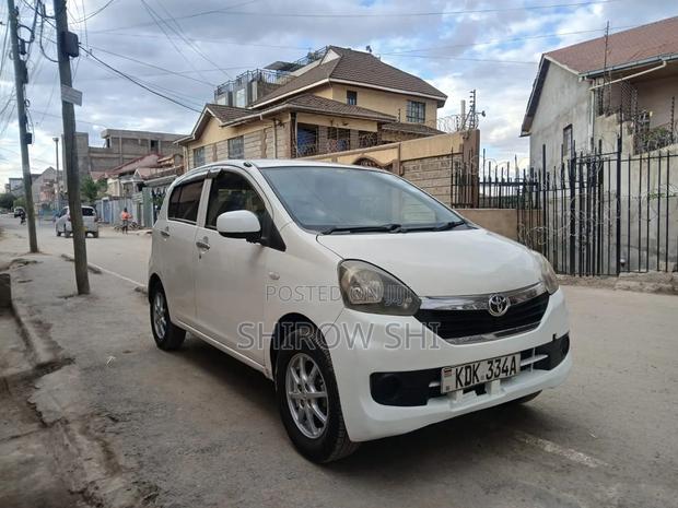 Toyota Pixis 2015 White