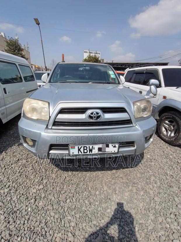 Toyota Hilux Surf 2006 Silver