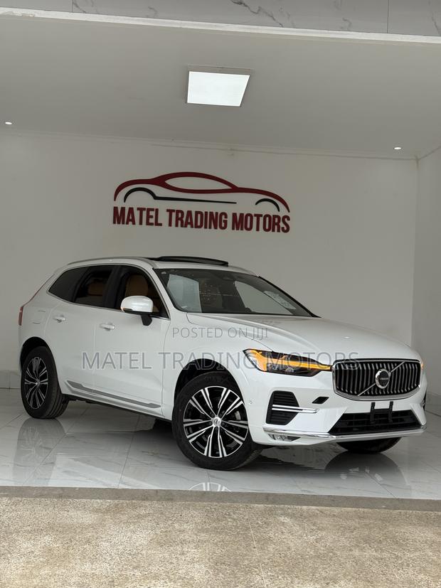 Volvo XC60 2021 White