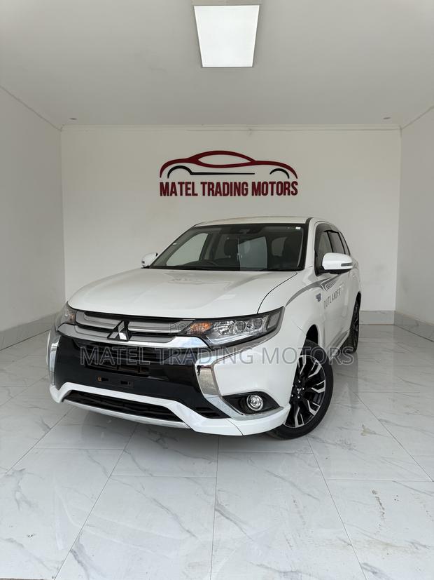 Mitsubishi Outlander 2.0 PHEV AWD 2017 White