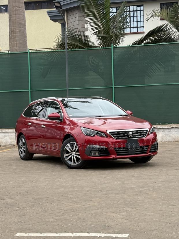 Peugeot 308 2019 Red
