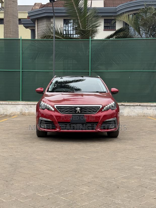 Peugeot 308 2019 Red
