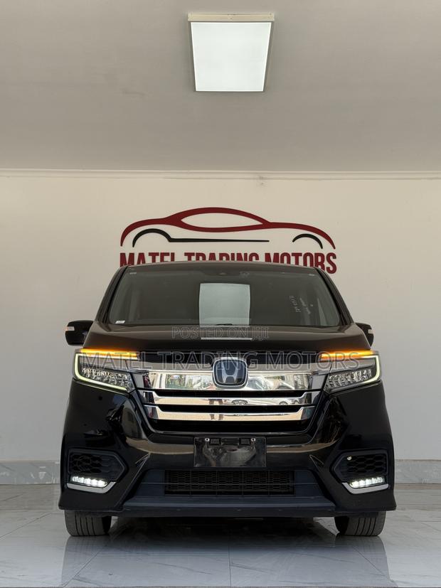 Honda Stepwgn 2019 Black