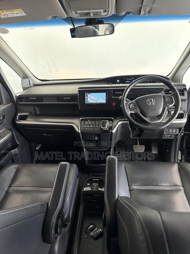 Honda Stepwgn 2019 Black